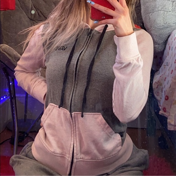 VANS SWEATER - Picture 1 of 4